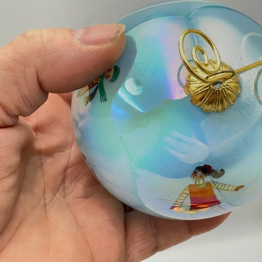Li Bien 2002 Ice Skaters Inside Painted Glass Ornament Iridescent Blue Velvet Bx